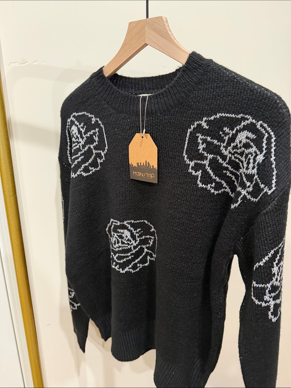 Moin Trip Black Rose Intarsia Crewneck Sweater